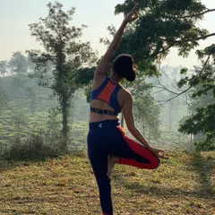 This variation of Tree Pose with a side bend deepens the stretch along the side of the body while challenging your balance. It's a wonderful pose for improving focus and posture.