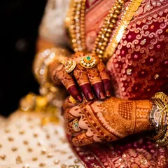 The result of my homemade, organic henna paste. This deep, rich bridal stain is what I'm obsessed with, shown here beautifully accessorized with the bride's wedding jewelry.