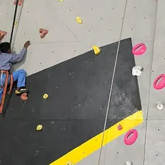 Another one of our guests from the Rohtak community event making his way up the wall. My team ensures that even first-timers get the guidance they need to have a safe and successful climb.
