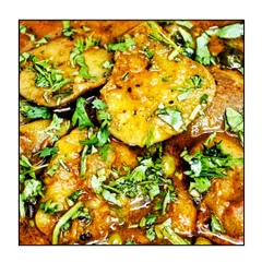 The final Water Chestnut (Singada) sabji, cooked in a flavourful gravy and garnished with fresh coriander. It's a nutritious vegetable that I love to include in my menu.