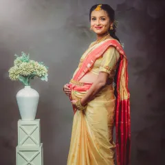 It was an honour to provide the jewellery for this beautiful mother-to-be's maternity shoot. Thank you for choosing my collection to celebrate this special journey.