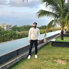 Posing by the infinity pool at a resort in Igatpuri before a gig. The beautiful locations are one of the best perks of being a traveling musician.