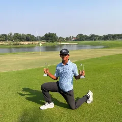 A remarkable double victory for Kartik Singh at the IGU Gujarat Open. He not only won his category but also emerged as the overall winner of the combined A+B category with an incredible 14-under-par performance.