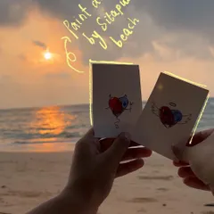 A paint date by the beach at sunset. Art isn't just for workshops, it's a way of life, and I love finding creative moments wherever I go.