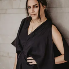 Styling for the wonderful Neha Dhupia. I created a chic, textured low ponytail that is both modern and effortlessly elegant, perfect for her event in Delhi.