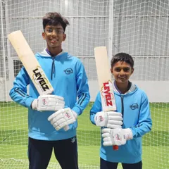 Shwetansh and Ryan proudly display their new Levelz bats and gloves. Sponsorships like these are a huge motivation and support for our young, aspiring professional cricketers.
