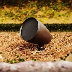 Our outdoor audio solutions bring excellent sound quality to your garden or patio. This weather-resistant Episode speaker is designed to blend into the landscape while delivering rich, full sound for outdoor parties or relaxing afternoons.