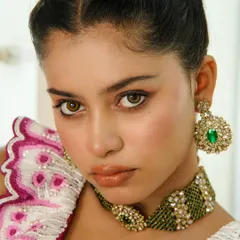 A close-up of a finished glam look, focusing on flawless skin, defined eyes, and perfectly blended tones. In my masterclass, we dive deep into the techniques required to achieve this level of professional, photo-ready makeup.