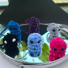 My mini octopus keychains are available in a whole rainbow of colors. Here's a group shot showing some of the different options you can choose from.
