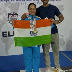 Here I am with my athlete Shweta, an Asian Champion and record holder. A dental surgeon and a mother, she proves that with dedication, you can balance a demanding career, family, and elite-level powerlifting. Her journey is a true inspiration.