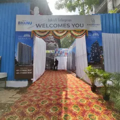 This welcome arch for a corporate client makes a strong first impression. I handle the printing and installation of branded banners on a sturdy structure, creating a professional entry point for your guests.