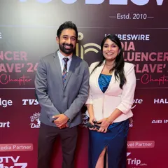With Rannvijay Singha at the India Influencer Conclave. I enjoy connecting with influential personalities and bringing their stories and insights to the audience.