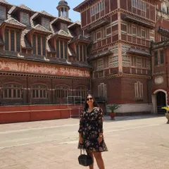 Exploring the Vadodara Museum in a comfortable and chic floral print dress. When I travel, I choose outfits that are easy to wear all day but still look great in photos.