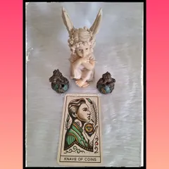 If you picked card 1 for December, the Knave of Coins, your month is about good news and new beginnings. It's a great time for making investments, setting health goals, and for singles to meet someone new.