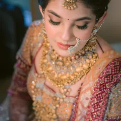 This serene bridal portrait showcases the soft glam style I teach. The focus is on luminous skin, softly defined eyes, and a neutral lip for a timeless look.