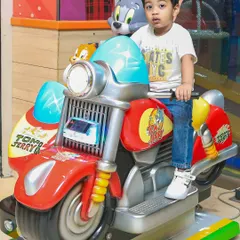 Time for a ride with Tom & Jerry! This classic character motorcycle ride is a favorite among our younger visitors.