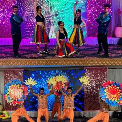 Kicking off 2024 with a high-energy Sangeet event in Bellary. Our professional backup dancers are here to support the family's performances and keep the stage alive.