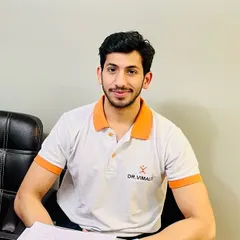 Introducing Dr. Mukul Besoya, the Head of our Noida branch. With four years of expertise in manual therapy and sports rehabilitation, his passion and knowledge are invaluable to our team and patients.