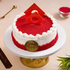 This Red Velvet cake is a classic. We use precise lighting to showcase the vibrant red crumb and the smooth cream cheese frosting, making it look picture-perfect.