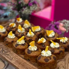 A close-up of the orange and chocolate chip tea cakes we served at the Nykaa X Charlotte Tilbury masterclass.