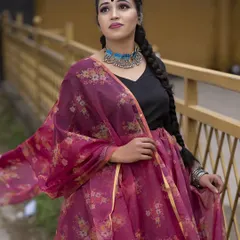 This shot highlights the flow of the organza dupatta and the modern styling. The makeup is versatile enough for a day event or an evening out, making it perfect for lifestyle brand shoots.