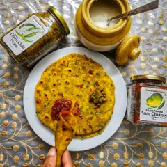 A perfect meal of Methi Thepla is made even better with the right accompaniments. My Khatti Meethi Aam Chutney and Green Chilli Pickle add that extra layer of flavour to complete the dish.