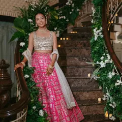Shreya looking breathtaking for her cocktail event. We kept the makeup very natural, almost like her own skin, because it's so important to me that my brides feel like themselves.