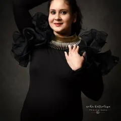 A confident and happy self-portrait. It's important to me that every mom-to-be feels as radiant as she looks.