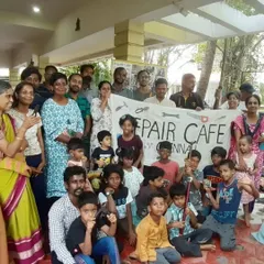 The whole group from our Chennai Repair Cafe initiative. We are so proud of our diverse community of families, children, and volunteers coming together to learn and fix.