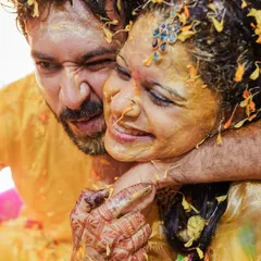 The playful side of love shines brightest during the Haldi. This candid shot of Vishal and Sayli is a perfect example of the fun and unscripted moments we aim to capture.