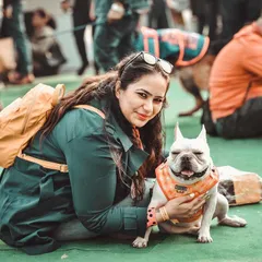 Look at that happy smile. This French Bulldog, Kobe, was having the best time with his mom at the event. I love capturing these candid portraits that show the pure happiness of a day out with your best friend.