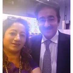 Networking and building professional connections are key to growth. I had the honor of connecting with Mr. Sandeep Marwah, founder-president of the Asian Academy of Film and Television, at the 10th India International MSME Expo, discussing the future of our industries.