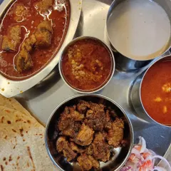 This is a memory from a place called Nupur in Kolhapur, which serves the most amazing home-style thali. It inspired my own Mutton Kolhapuri Thali, complete with mutton masala, mutton fry, Tambda and Pandra Rassa, and keema.