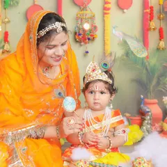 A beautiful moment between Krishna and his Maiya. I encourage mothers to join in for these shoots to capture that special, loving rishta.