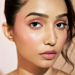 This is face draping done right. My student Harpreet mastered the art of blending blush from the cheeks up to the temples for a seamless, lifted effect.