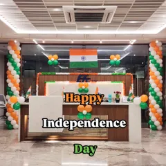 For this Independence Day office celebration, I created two prominent balloon pillars in the national tricolor theme to frame the reception area. The decor is completed with smaller balloon clusters and the Indian flag, creating a patriotic and professional look for the corporate space.