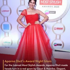 Aparna Dixit made heads turn in this elegant and bold red gown by Gauri & Nainika at the Lokmat Most Stylish Awards. This is celebrity glam made accessible through renting.