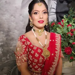 The final look for our lovely party makeup client. Her skin is radiant, and the makeup is perfectly balanced to enhance her natural features, ensuring she looks stunning throughout the event.