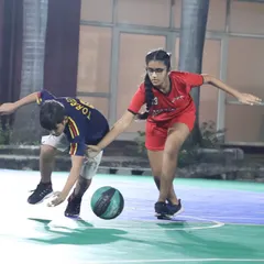 A great example of on-ball defense during a scrimmage. We teach our players to be tenacious and use their footwork to stay in front of the offense.