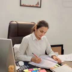 Success in the courtroom starts here, at my desk. I am committed to thorough case preparation, which includes hours of drafting legal documents and researching precedents to build the strongest possible argument for you.