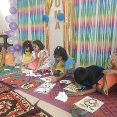 A glimpse into the tote bag painting session at Uma's 6th birthday. I provide all the materials and guidance so kids can sit down and let their creativity flow.
