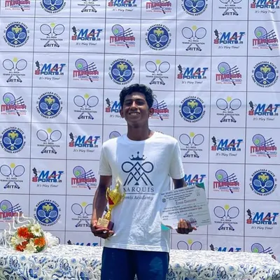 Another win for an MTA player. Nithinbarath KS proudly holds his trophy after winning the AITA U-16 Nationals in Bengaluru. We are proud of the fight and discipline he showed.