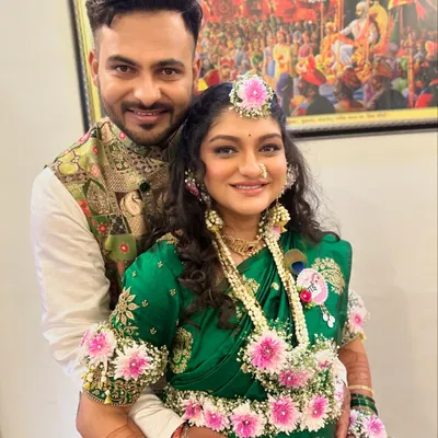 A special airbrush makeover for the wonderful parents-to-be. For the dad-to-be, I provided a fresh and neat look to celebrate this beautiful milestone.