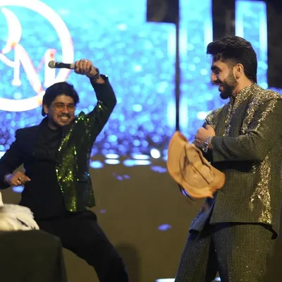An absolute blast on stage with the groom at a Sangeet in Suryagarh. My job is to interact, create spontaneous fun, and make sure the groom and his friends are having the time of their lives.