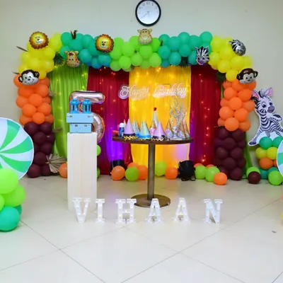 For Vihaan's 5th birthday, I managed the entire event from start to finish. This included the jungle-themed decor, catering, photography, a tattoo artist, emcee games, and even the sound system.