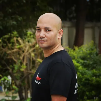 A simple portrait. The direction you choose to face determines your path. I chose to face the threats of the world head-on and to teach others to do the same.