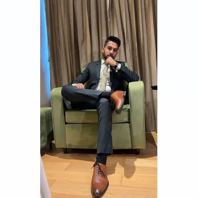 A confident posture reflects a confident legal strategy. I believe in projecting strength and assurance, which is fundamental in negotiation and litigation.