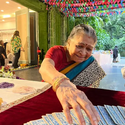 A beautiful moment with a client during a reading in Bangalore. Her smile and engagement show the warmth and connection we build in our sessions. These happy faces are my greatest reward.