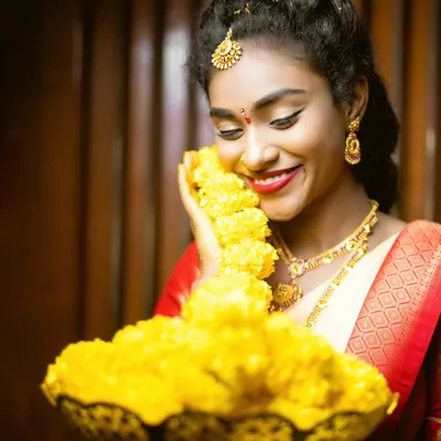 The Seemantha ceremony is full of beautiful colors and meaningful traditions. We focus on capturing these vibrant details and the joyful emotions of the mother-to-be.