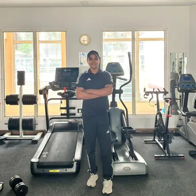 Ready for a personal training session in a well-equipped gym in Noida Sector 45. I train clients in various locations to suit their convenience.